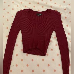 long sleeves shirt worn